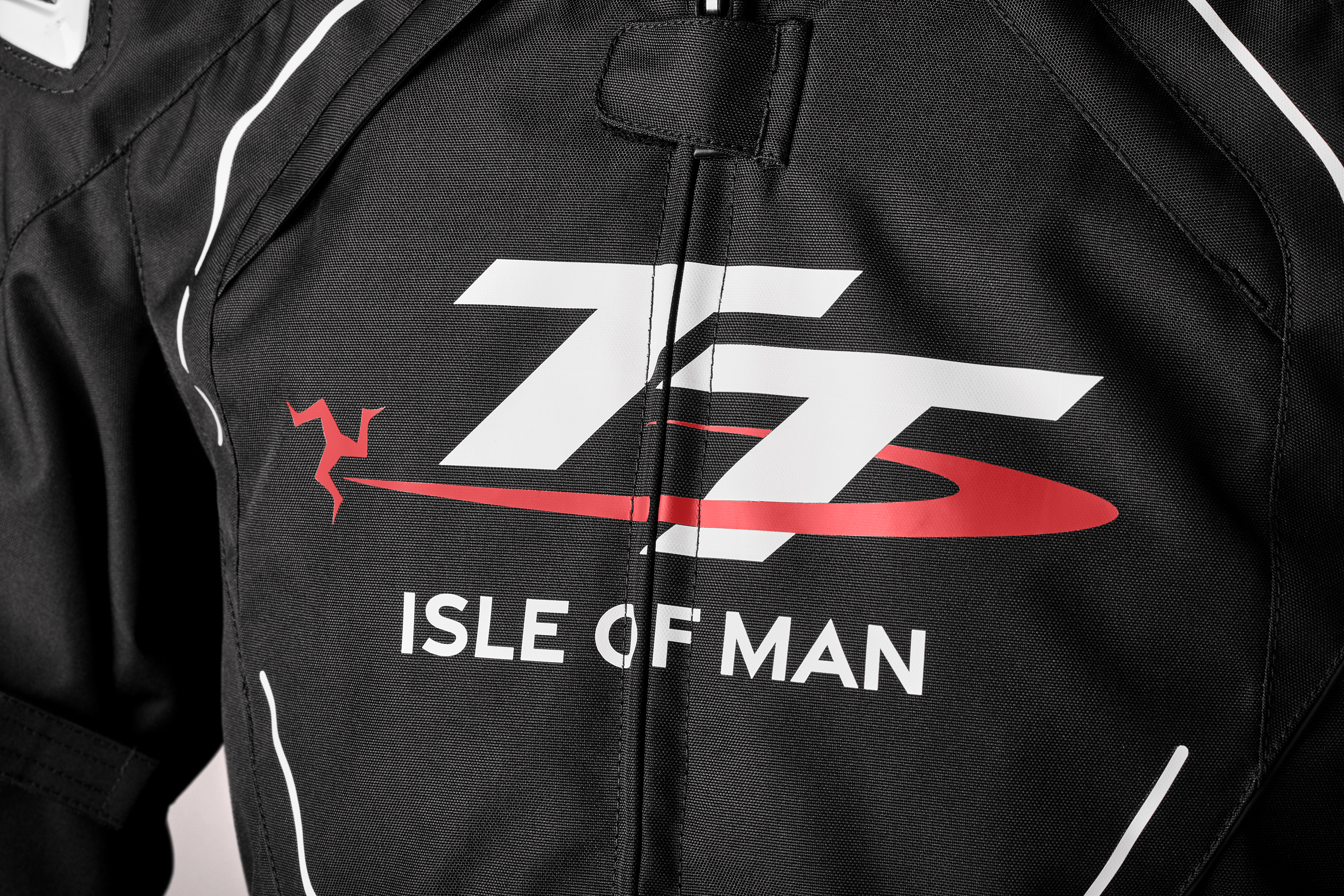 102599 TT Isle Of Man Textile Jacket Closeup2