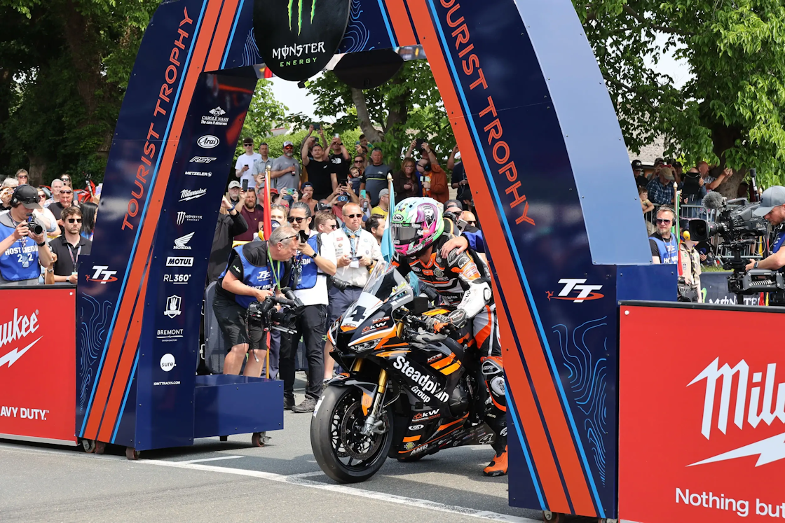 J coward tt banner start 1712662232