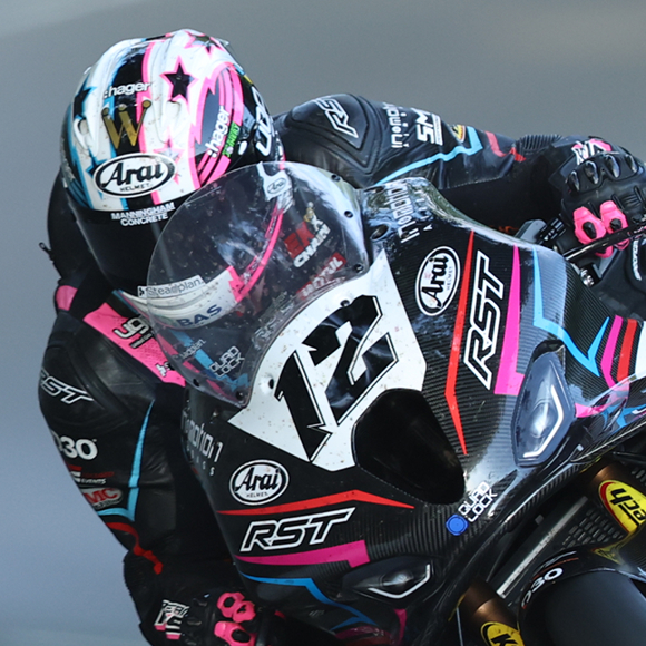 Ian Hutchinson Riders Page